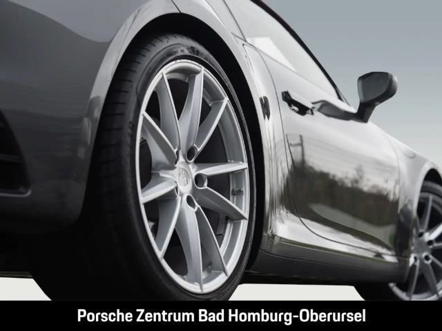 Porsche 992 4 Cabrio Carrera