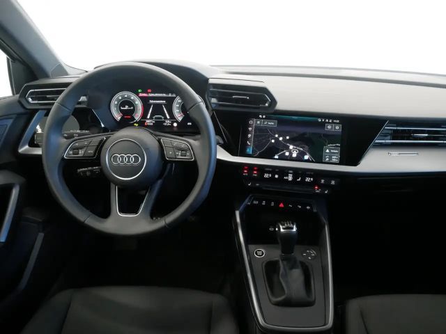 Audi A3 30 TFSI Sedan Sportback