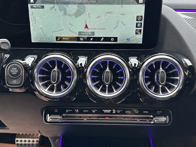 Mercedes-Benz GLA 220 AMG Line GLA 220 d