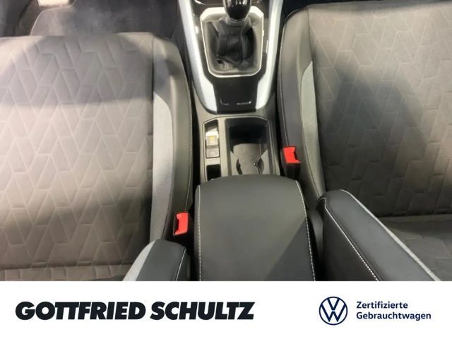 Volkswagen T-Roc GOAL TSI NAVI LED SITZHEIZUNG EINPARKHILFE