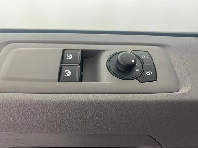 Volkswagen Transporter Lang T7