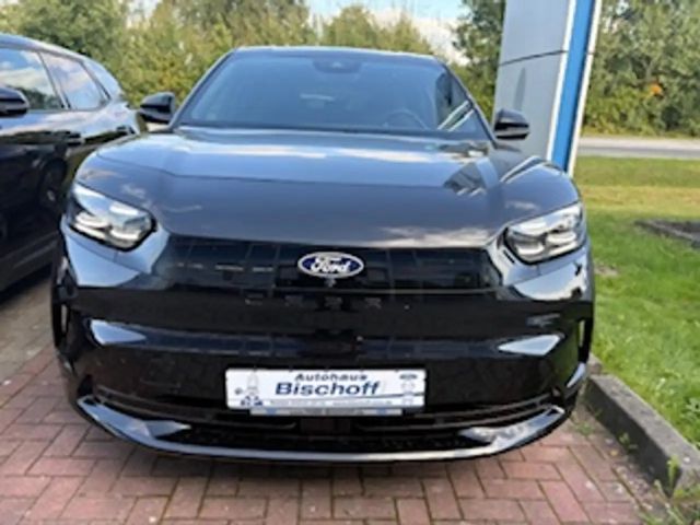 Ford Capri Premium RWD