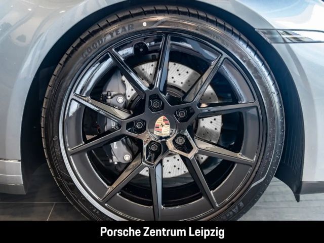 Porsche 992 Carrera Coupé Turbo