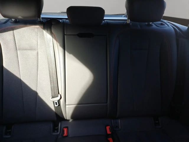 Audi A4 35 TFSI Avant S-Line S-Tronic