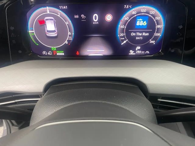 Volkswagen Golf DSG eHybrid