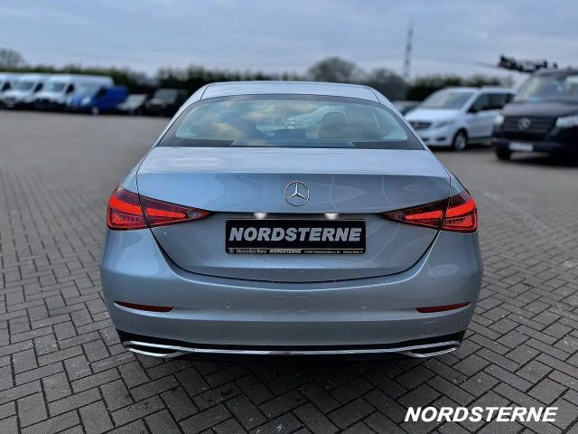 Mercedes-Benz C 180 AVANTGARDE Sedan