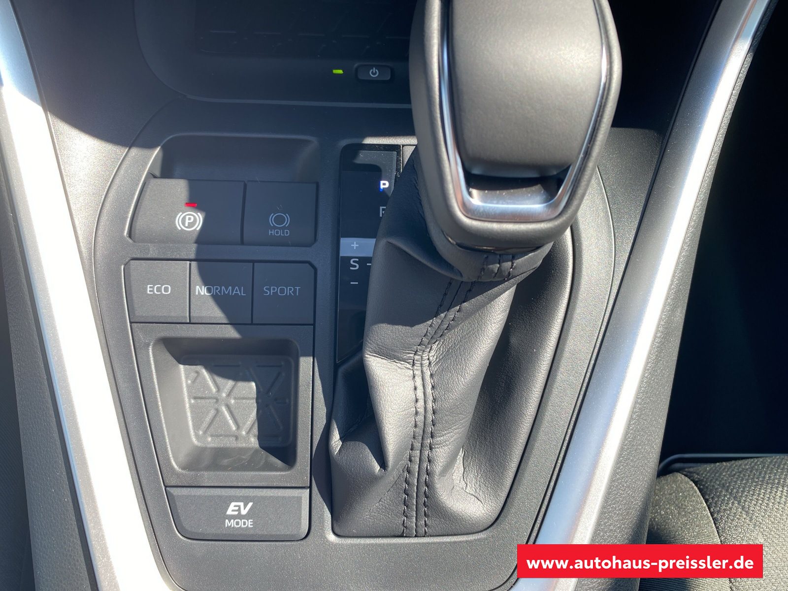 Toyota RAV4 5-deurs Team D