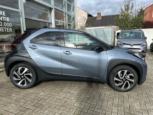 Toyota Aygo X 1,0l Teamplayer CVT ACC SHZ Kamera Spurhalteass. A