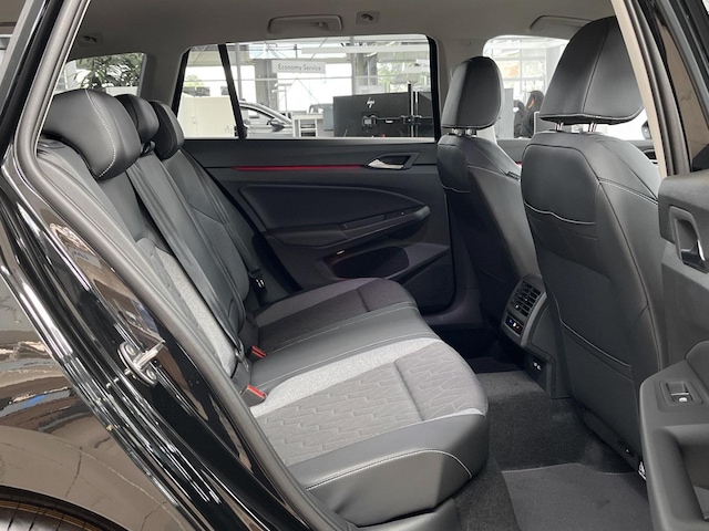 Volkswagen Golf 1.5 eTSI DSG Golf VIII Variant