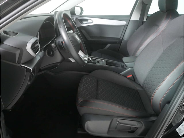 Seat Leon 1.5 eTSI FR-lijn Sportstourer