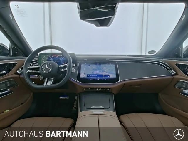 Mercedes-Benz E 220 AMG Line E 220 d Sedan