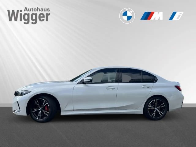 BMW 330 330i M-Sport Sedan xDrive