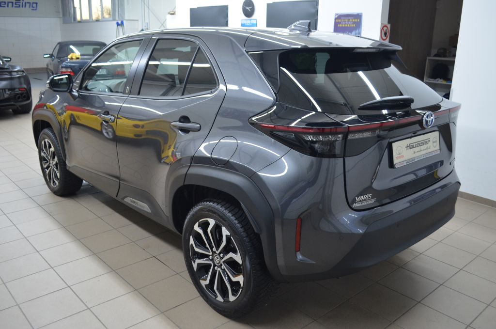 Toyota Yaris Cross 5-deurs Team D