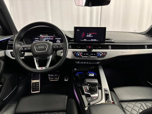 Audi A4 45 TFSI Quattro S-Line