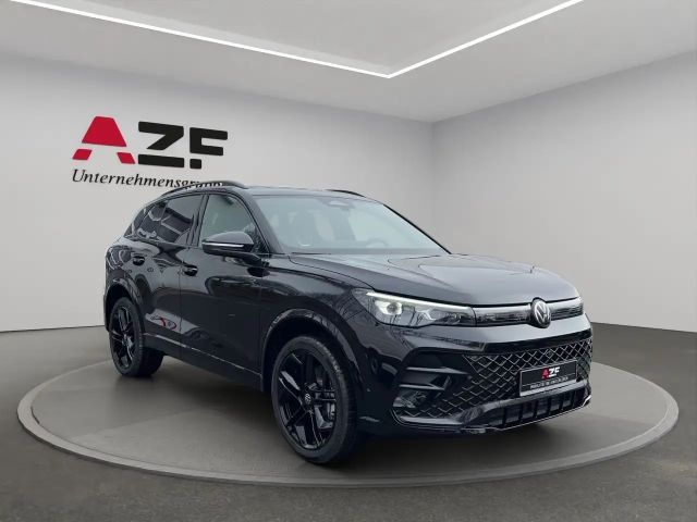 Volkswagen Tiguan 4Motion DSG R-Line