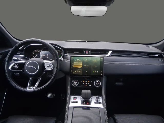 Jaguar F-Pace AWD P250 R-Dynamic