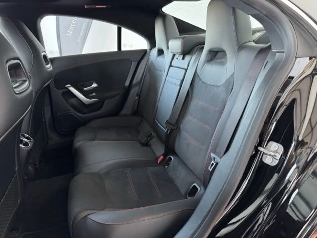 Mercedes-Benz CLA 200 AMG Line Coupé