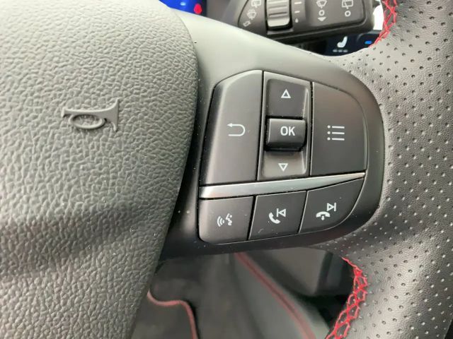 Ford Focus EcoBoost ST Line