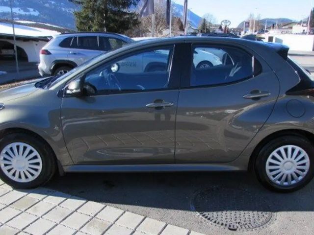 Toyota Yaris Active Hybride