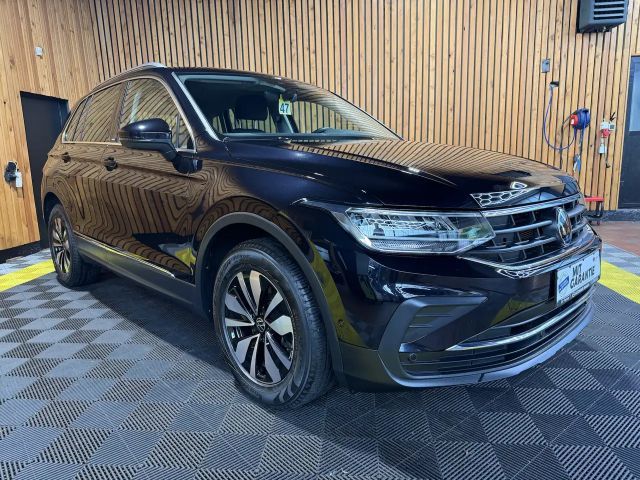 Volkswagen Tiguan DSG Move