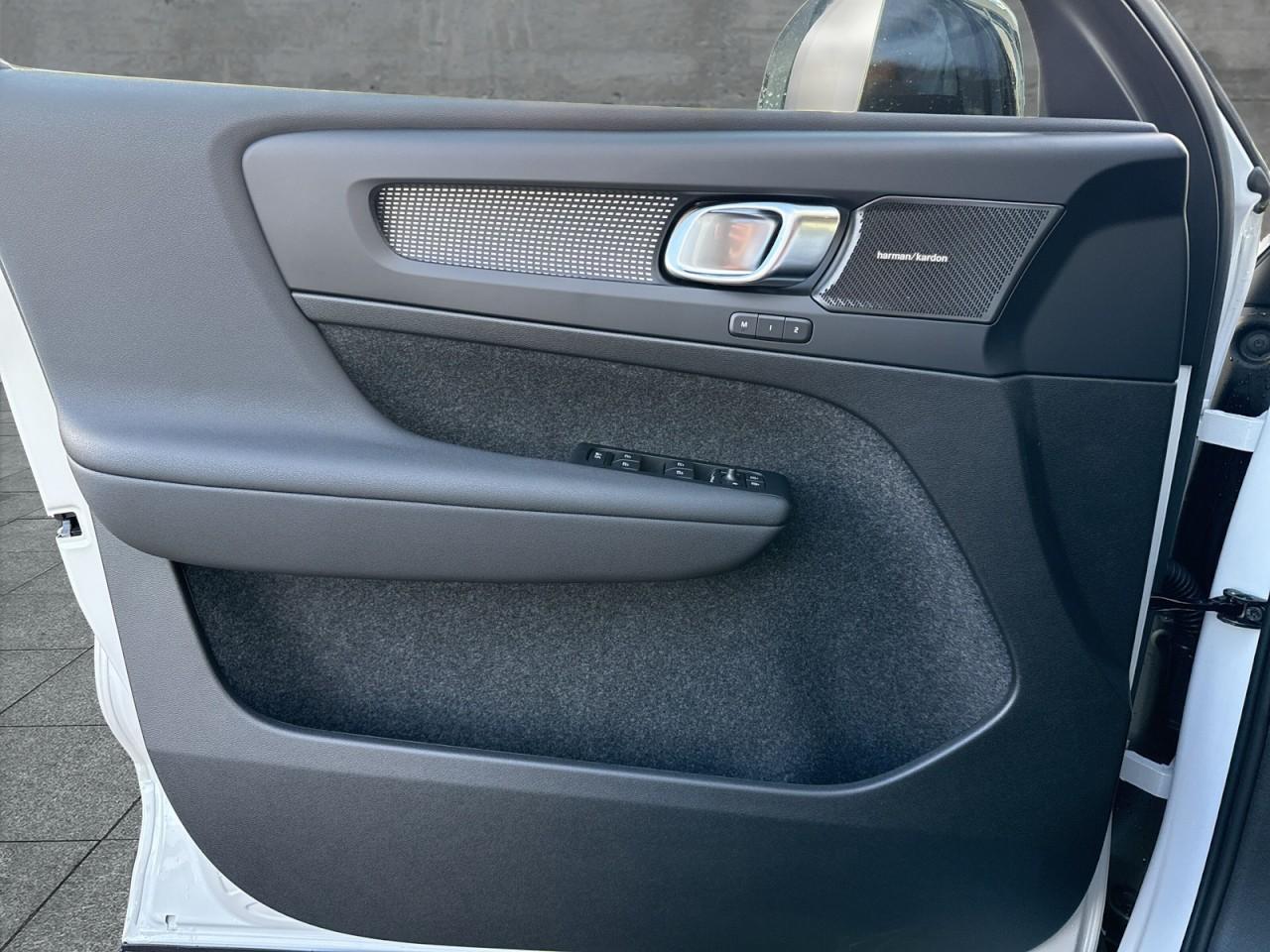 Volvo EX40 Achterwielaandrijving Ultra