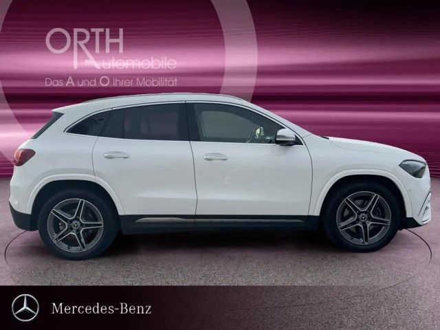 Mercedes-Benz GLA 200 AMG Line