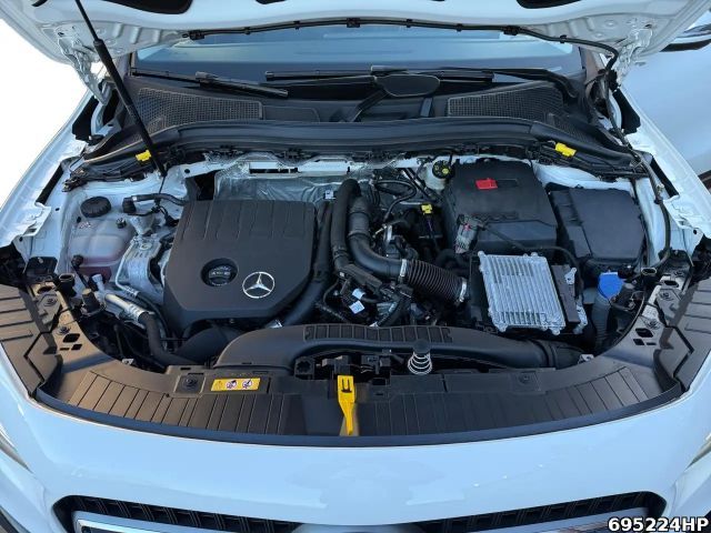 Mercedes-Benz GLA 180 Progressive