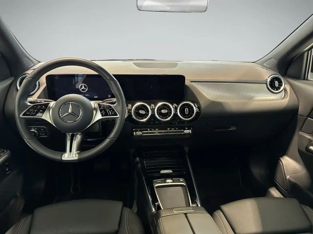 Mercedes-Benz GLA 180 Progressive