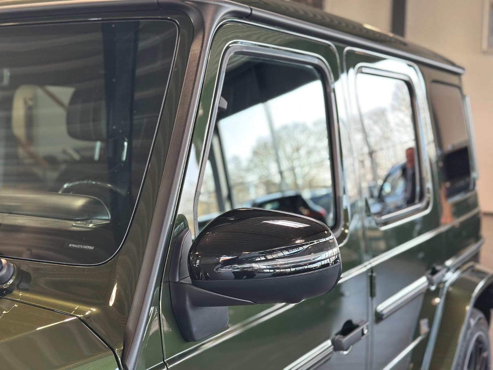 Mercedes-Benz AMG G 2.HA/BURM/NIGHT II/SUPERIOR/22LM/CARBON