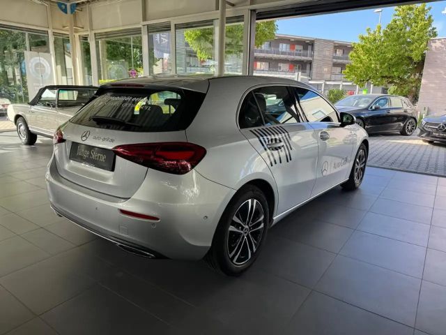 Mercedes-Benz A 180 Progressive