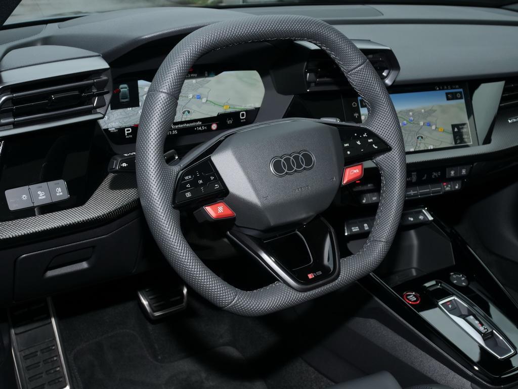 Audi RS3 S-Tronic Sedan