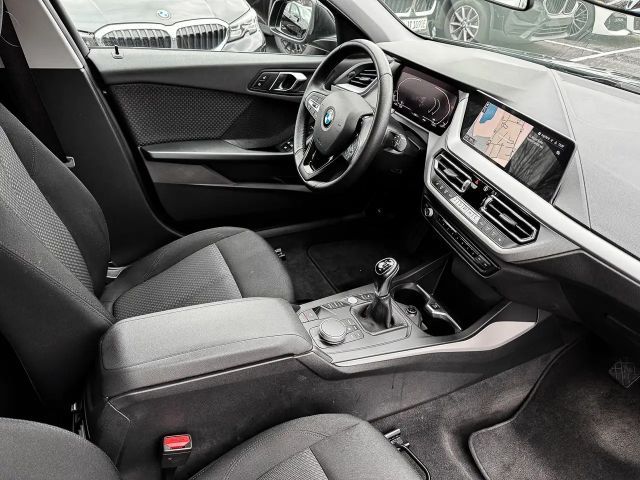 BMW 116 116i Advantage pakket Sedan
