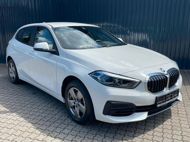 BMW 116 116i 5-deurs Sedan