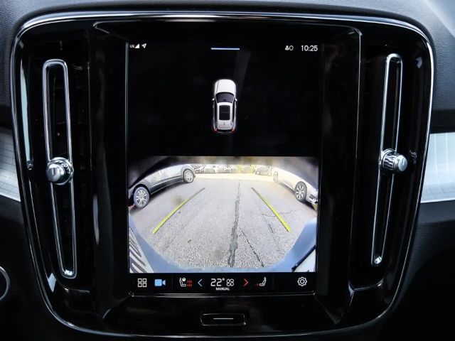 Volvo XC40 Dark Plus