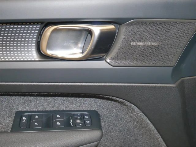 Volvo EX40 Plus Twin motor