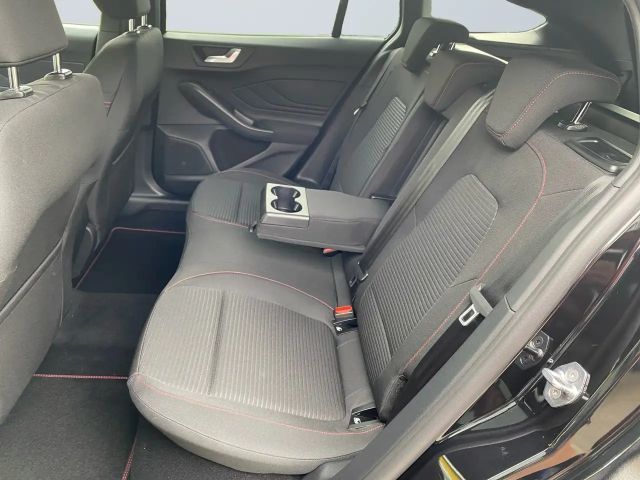 Ford Focus EcoBoost ST Line Wagon