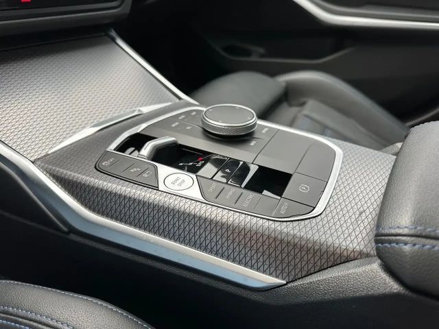 BMW 330 330e M-Sport Touring xDrive