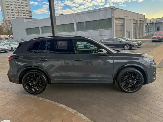 Volkswagen Tiguan 2.0 TSI DSG R-Line Style