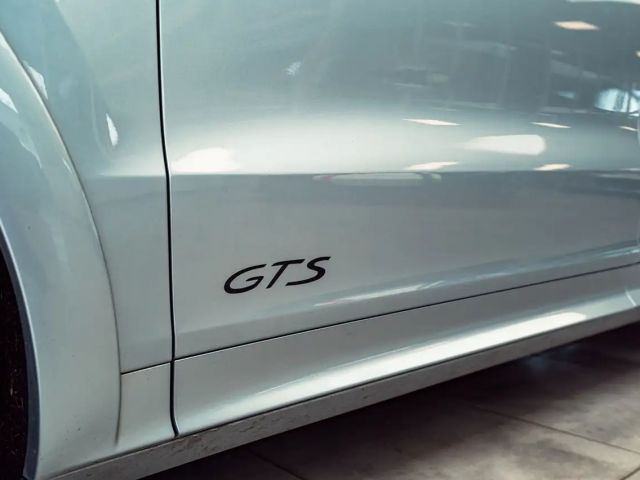 Porsche Cayenne GTS