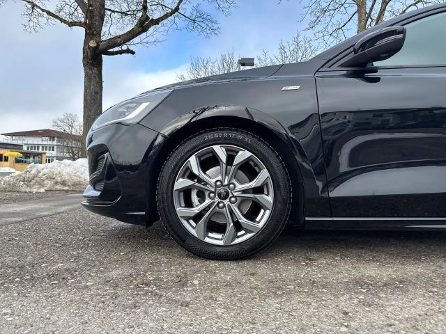 Ford Focus ST Line