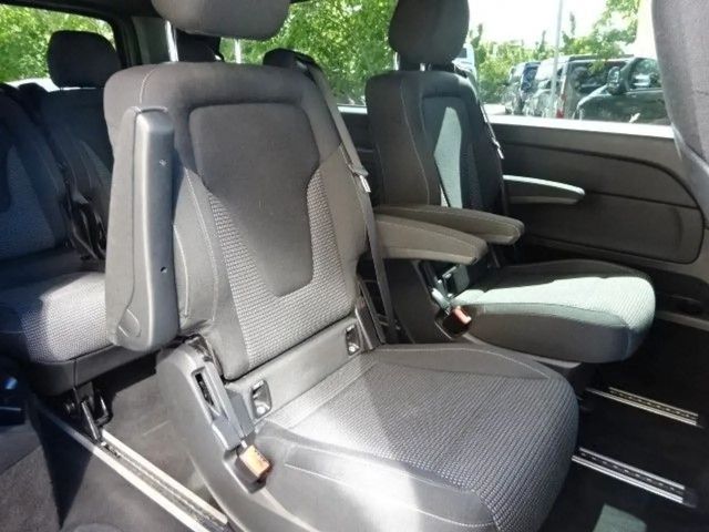 Mercedes-Benz V 300 V 300 d