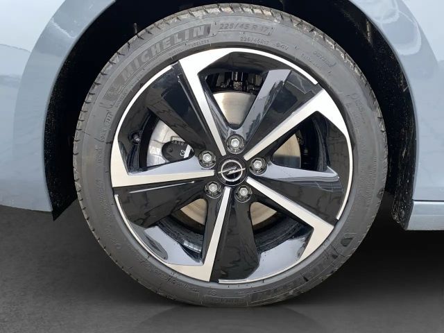 Opel Astra GS-Line Grand Sport