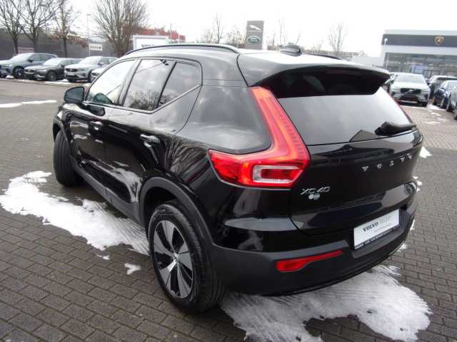 Volvo XC40 Dark Plus
