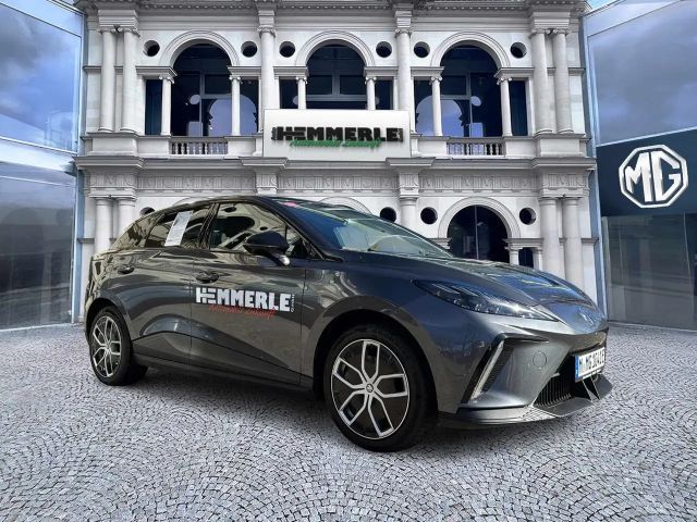 MG MG4 64 kWh Luxury