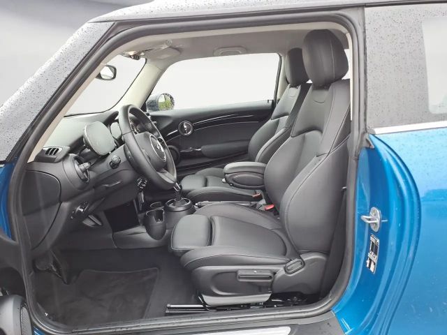 MINI Cooper Classic Trim Steptronic Navi DSG Bluetoot