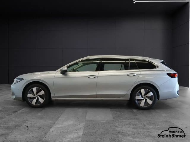 Volkswagen Passat 1.5 eTSI Business DSG