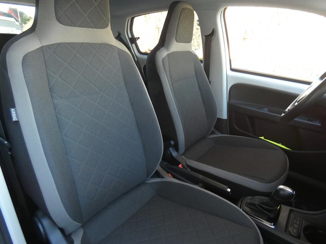 Volkswagen e-up! Plus Style