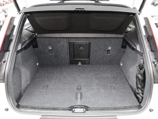 Volvo XC40 Dark Plus