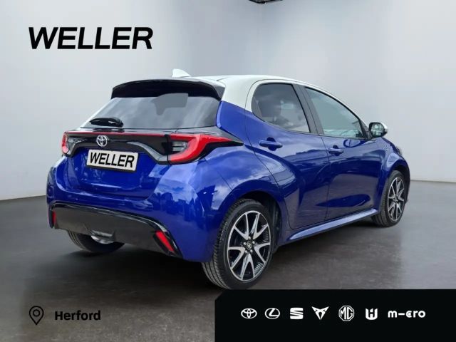 Toyota Yaris Hatchback Style