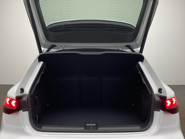 Audi A3 35 TFSI S-Line S-Tronic Sportback